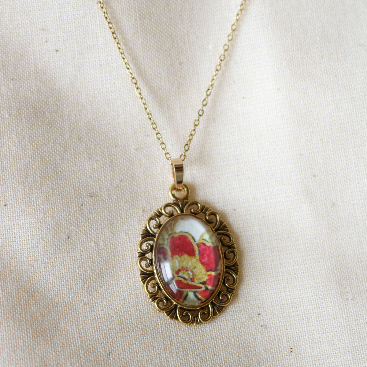 Mini Pendant Necklace