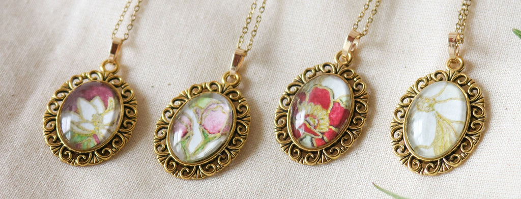 Mini Pendant Necklace
